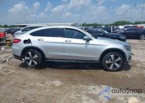 2018 Mercedes-Benz Glc 300 Coupe 4Matic z USA, uszkodzony, nr VIN WDC0J4KB2JF412206